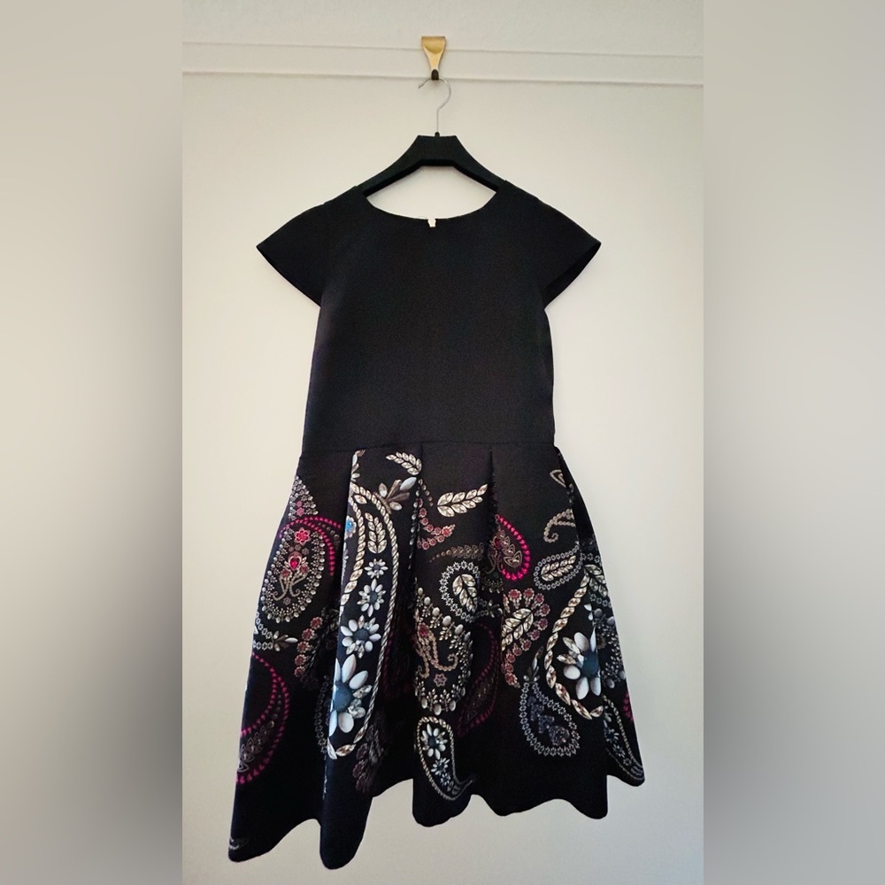 Elegant Black Ted Baker Dress with Floral and Paisley Patterns